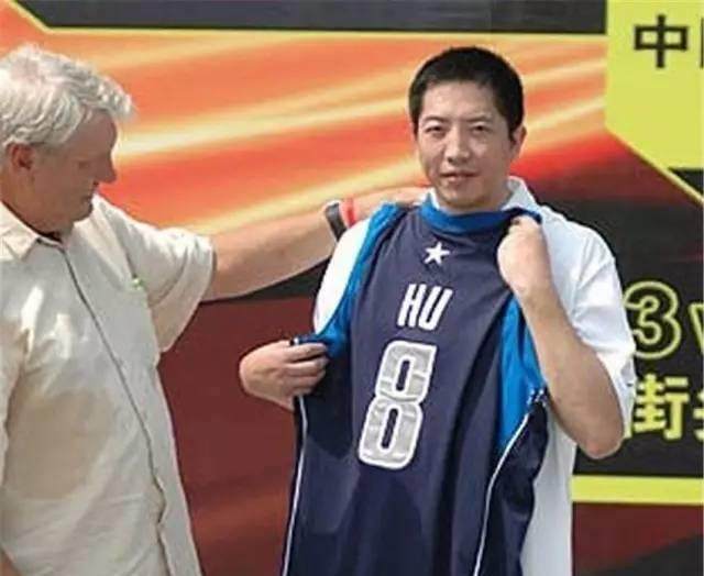 正式确定!中国男篮锋线大将完成转会,加盟北控男篮