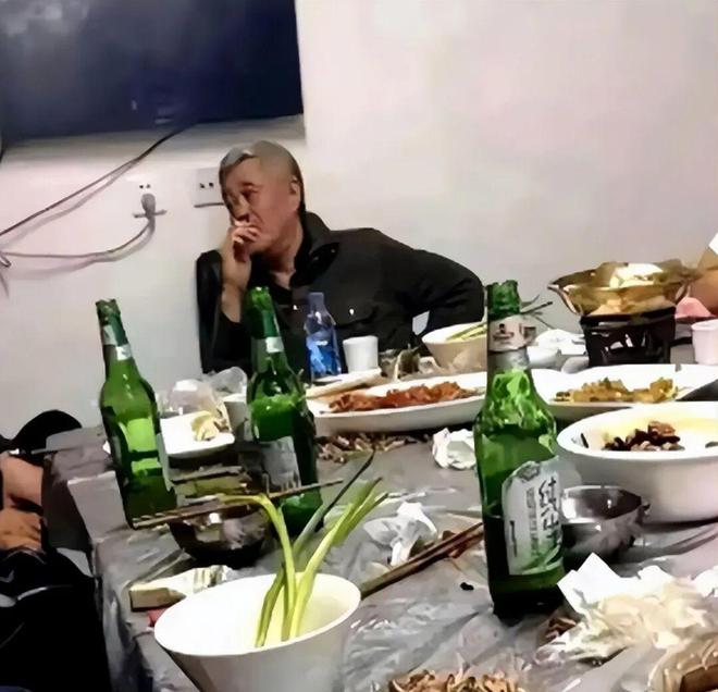 CBA消息！王治郅指导杨瀚森，李炎哲官宣大婚，上海或续约闫鹏飞