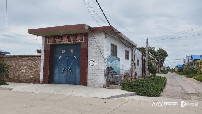 成功接班克林斯曼的神锋,却跟徐根宝不兼容,在中国联赛沦为水货