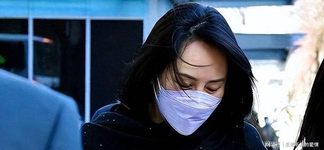 同赴WNBA却境遇两重天，韩旭稳坐轮换，李月汝为何越打越挣扎？
